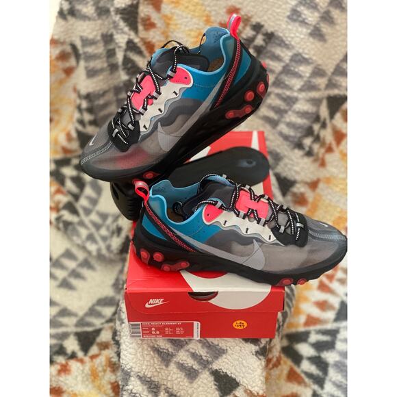 Nike React Element 87 \